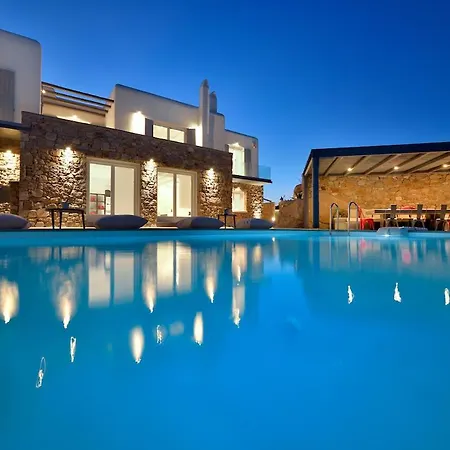 Luxury Aqua Retreat Villa *