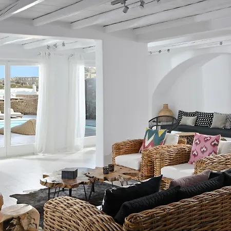Villa Luxury Aqua Retreat