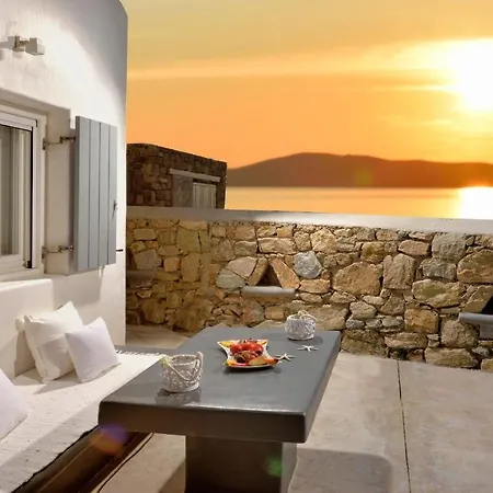 Luxury Aqua Retreat