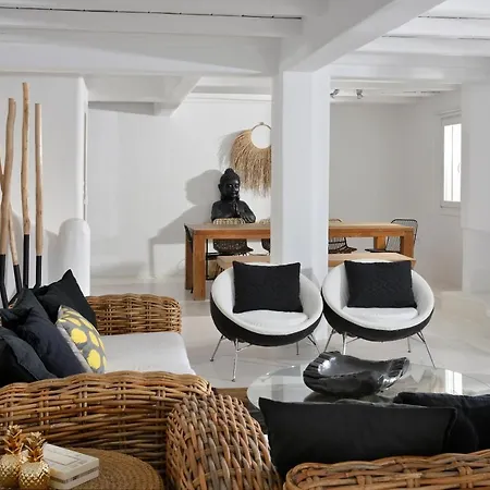 Luxury Aqua Retreat