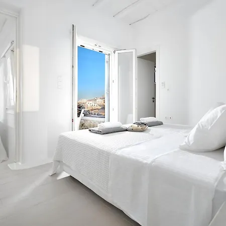 Luxury Aqua Retreat Villa Mykonos Town